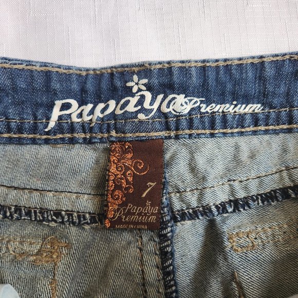 Papaya Jeans Papaya Distressed Blue Cropped Jean Women 7 Poshmark